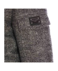 Dolce & Gabbana Plaque Logo Down Jacket -Stylish Men-Dolce & Gabbana 66bd8a234120e8b866168eaaff034f2e